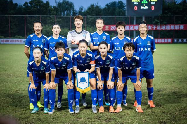 10月新机发布：三款搭载骁龙8旗舰的超大电池手机